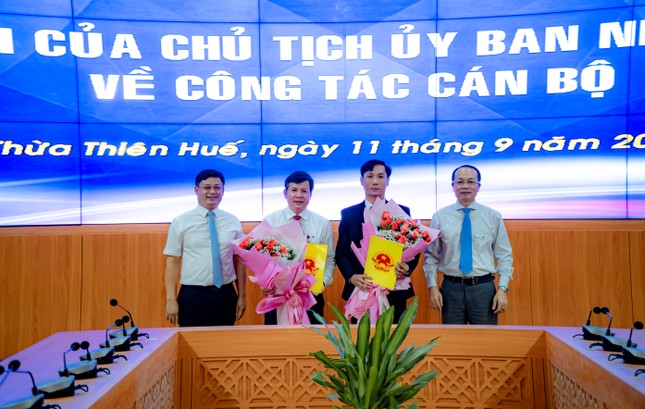 Sở GD&ĐT tỉnh Thừa Thiên-Huế có phó giám đốc mới ảnh 2