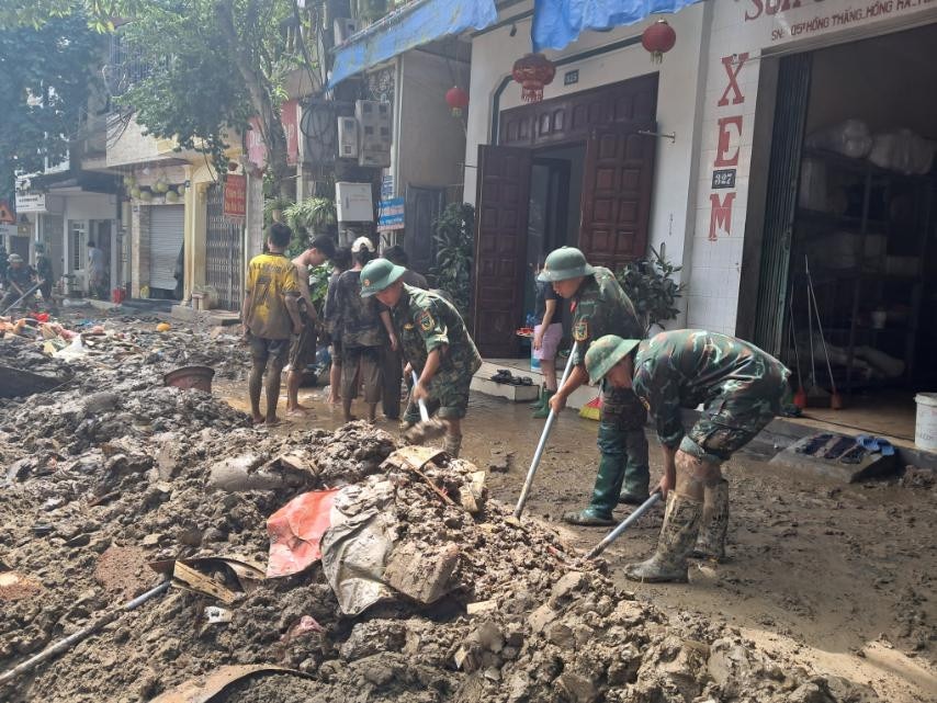 Thủ tướng Phạm Minh Chính tới Yên Bái chỉ đạo ứng phó, khắc phục hậu quả mưa lũ, thiên tai- Ảnh 5.