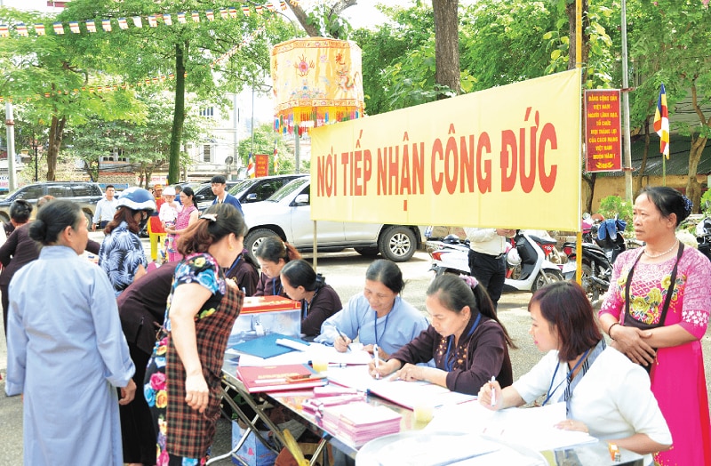 Thủ tướng yêu cầu tăng cường quản lý tiền công đức, tài trợ tại di tích- Ảnh 1.