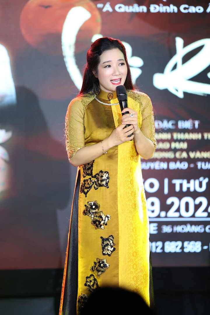 Thanh Thanh Hien comparte sus sentimientos después de cantar un dueto con Vu Minh Hieu.