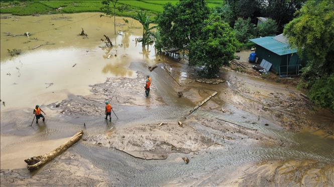 Làng Nủ hoang tàn sau lũ dữ