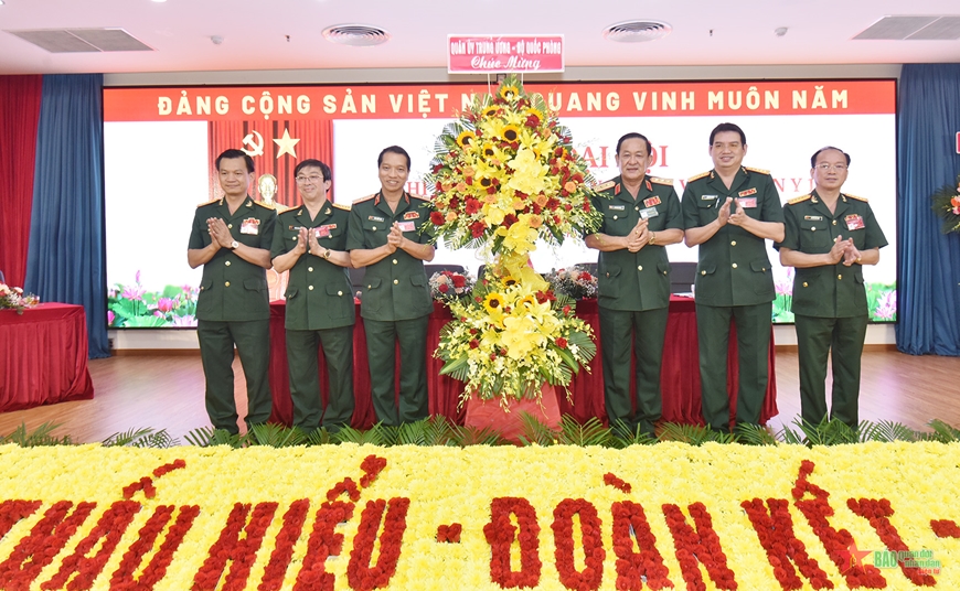 Thượng tướng Võ Minh Lương: Bệnh viện Quân y 175 thi đua sớm trở thành một quần thể y học quân sự đa năng