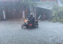 ទិញតំបន់កណ្តាលនៃ dinh Thanh hue.jpg