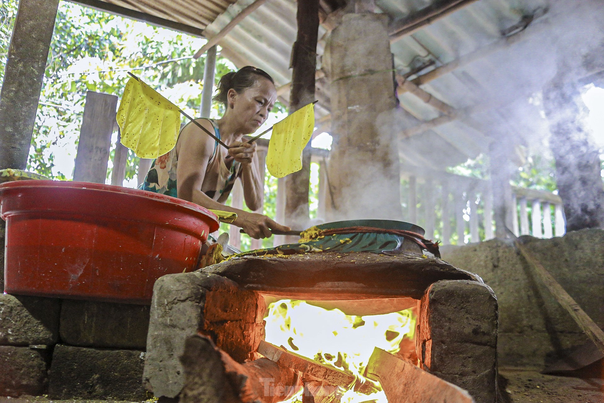 Làng nghề bánh tráng hơn 300 năm tuổi ảnh 17