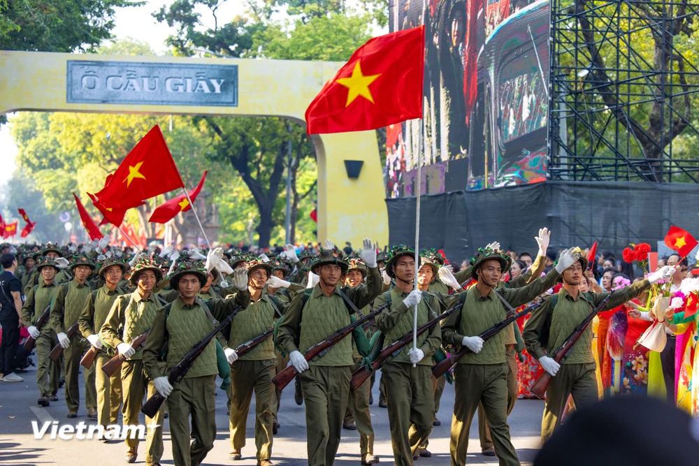 vnp_dieu hanh ky niem 70 nam Giai phong Thu Do 4.1.jpg