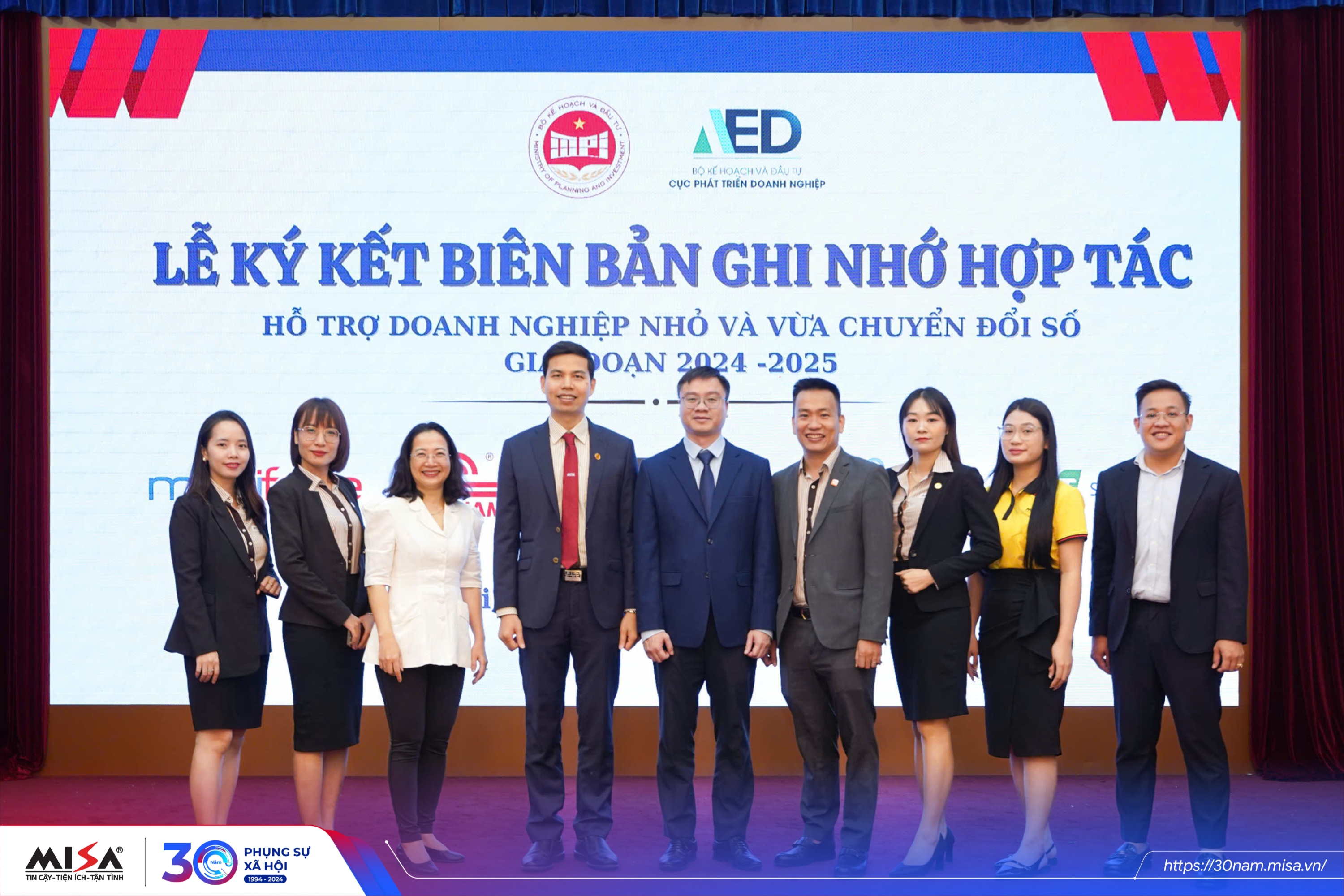 Tín hiệu 5G có thể tiết lộ vị trí của Trái đất cho người ngoài hành tinh