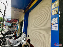 W-κατάστημα χρυσού_2.jpg