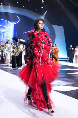 دوشیزه کازمو ۲۰۲۴ تاتا ۲.jpg