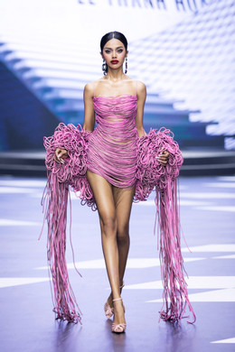 خانم کازمو کومبودیا ۲.jpg