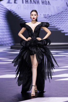 خانم دو ها ۲.jpg