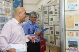 W-Khach tham quan 2 1.jpg