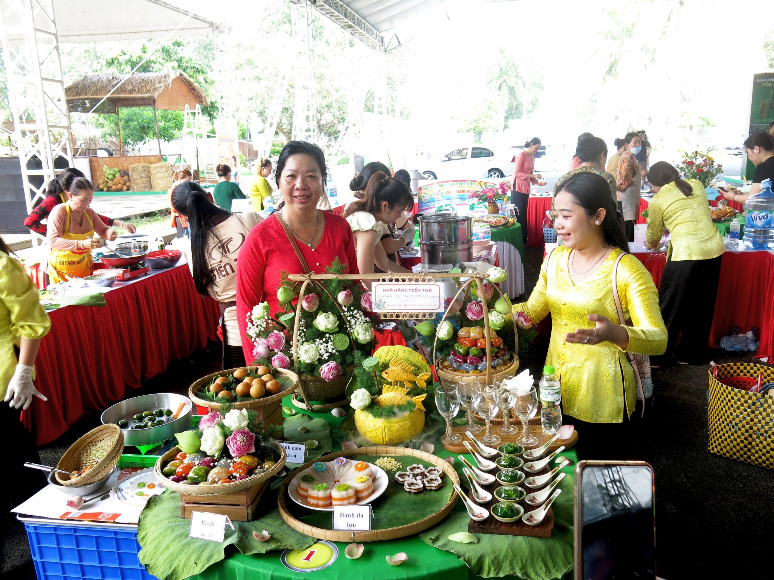 Hàng trăm loại bánh dân gian khiến người xem muốn thưởng thức ngay- Ảnh 10.