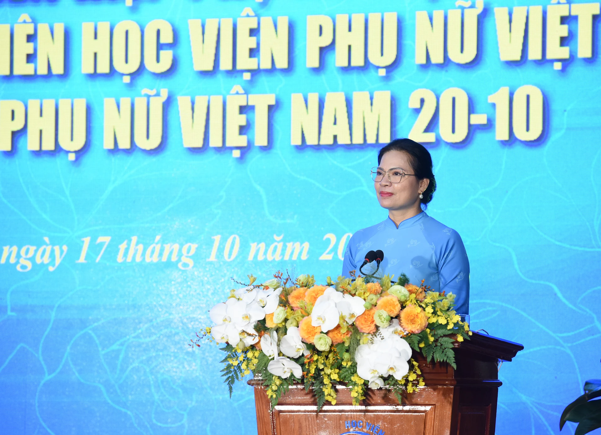 [Ảnh] Thủ tướng Phạm Minh Chính thăm Học viện Phụ nữ Việt Nam ảnh 6