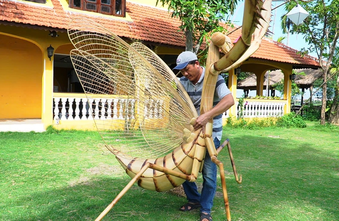 Khám phá mô hình động vật khổng lồ từ tre của Võ Tấn Tân- Ảnh 4.