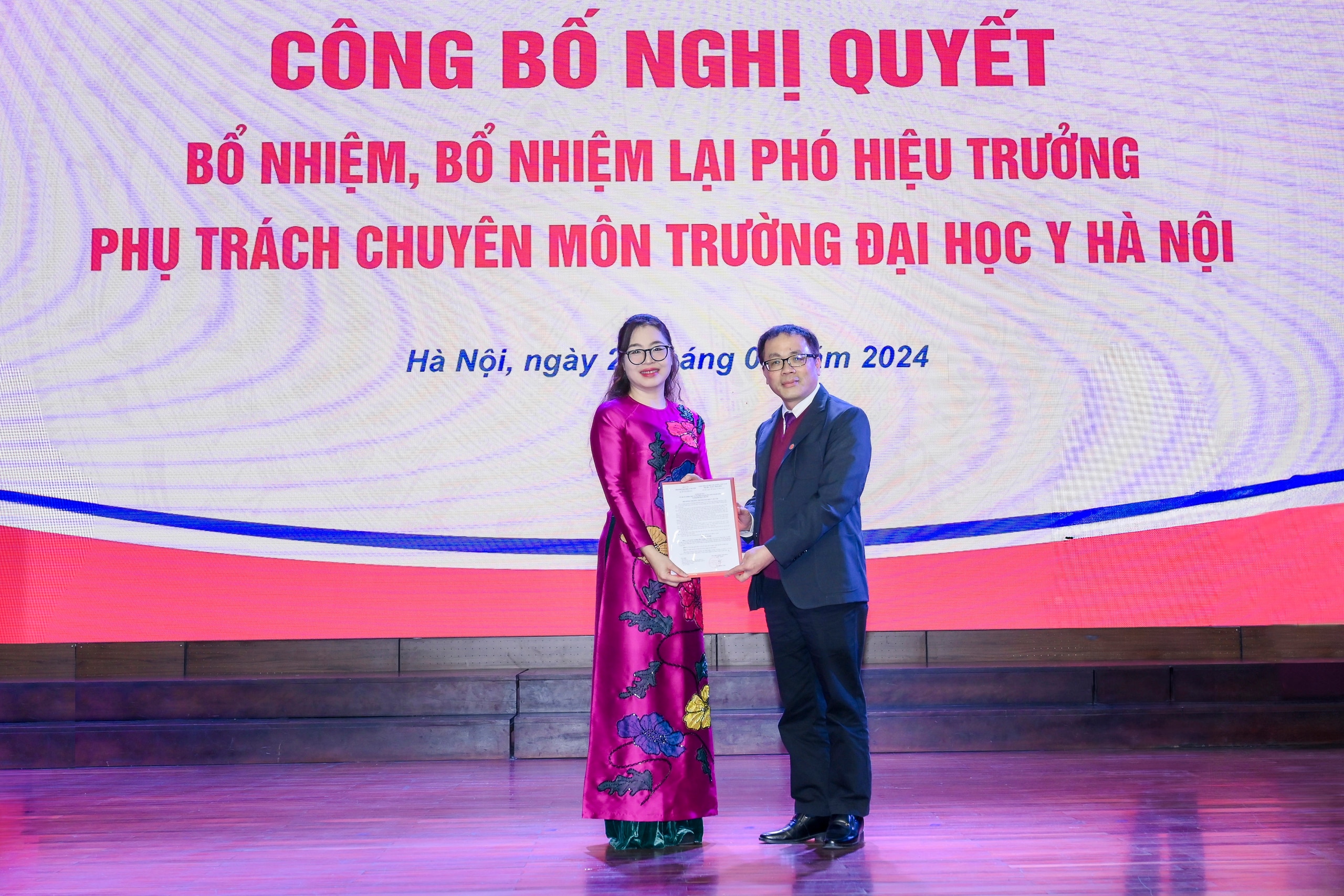 Nữ Hiệu phó duy nhất của Trường Đại học Y Hà Nội sau 20 năm: “Tôi thấy rất may mắn…”- Ảnh 2.