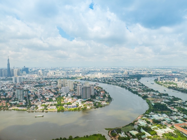 Tuyến LRT chạy dọc theo tuyến đường ven sông Sài Gòn được đề xuất kéo dài tới Mộc Bài – Tây Ninh.