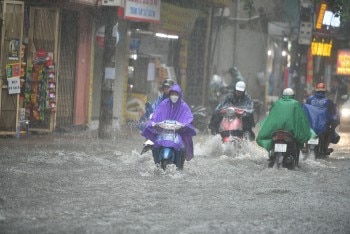 Thời tiết hôm nay (23/10): Không khí lạnh tiếp tục di chuyển xuống phía Nam