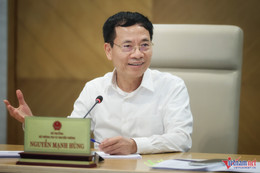 W-school Nguyen Manh Hung 1.jpg