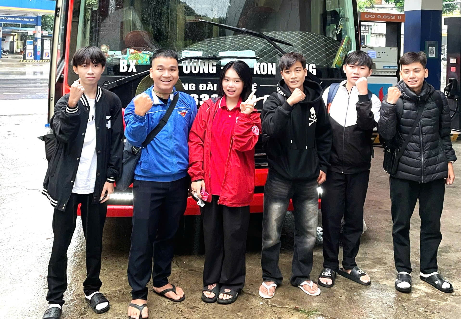 New School Relay Scholarship students are looking forward to exploring Dalat - Photo 6.