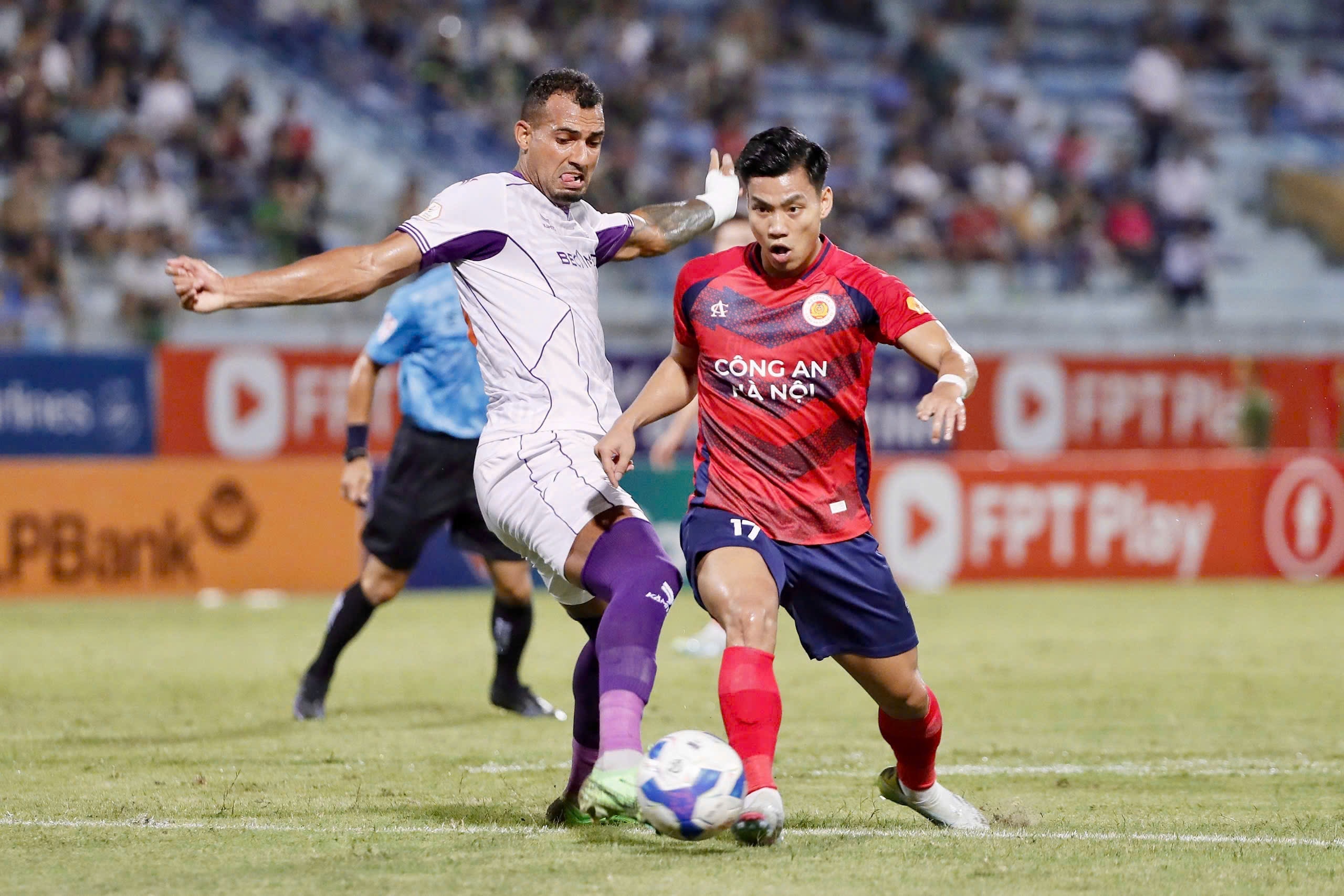 Lịch thi đấu vòng 5 V-League hôm nay: Đại chiến giữa hai nhà vô địch- Ảnh 2.