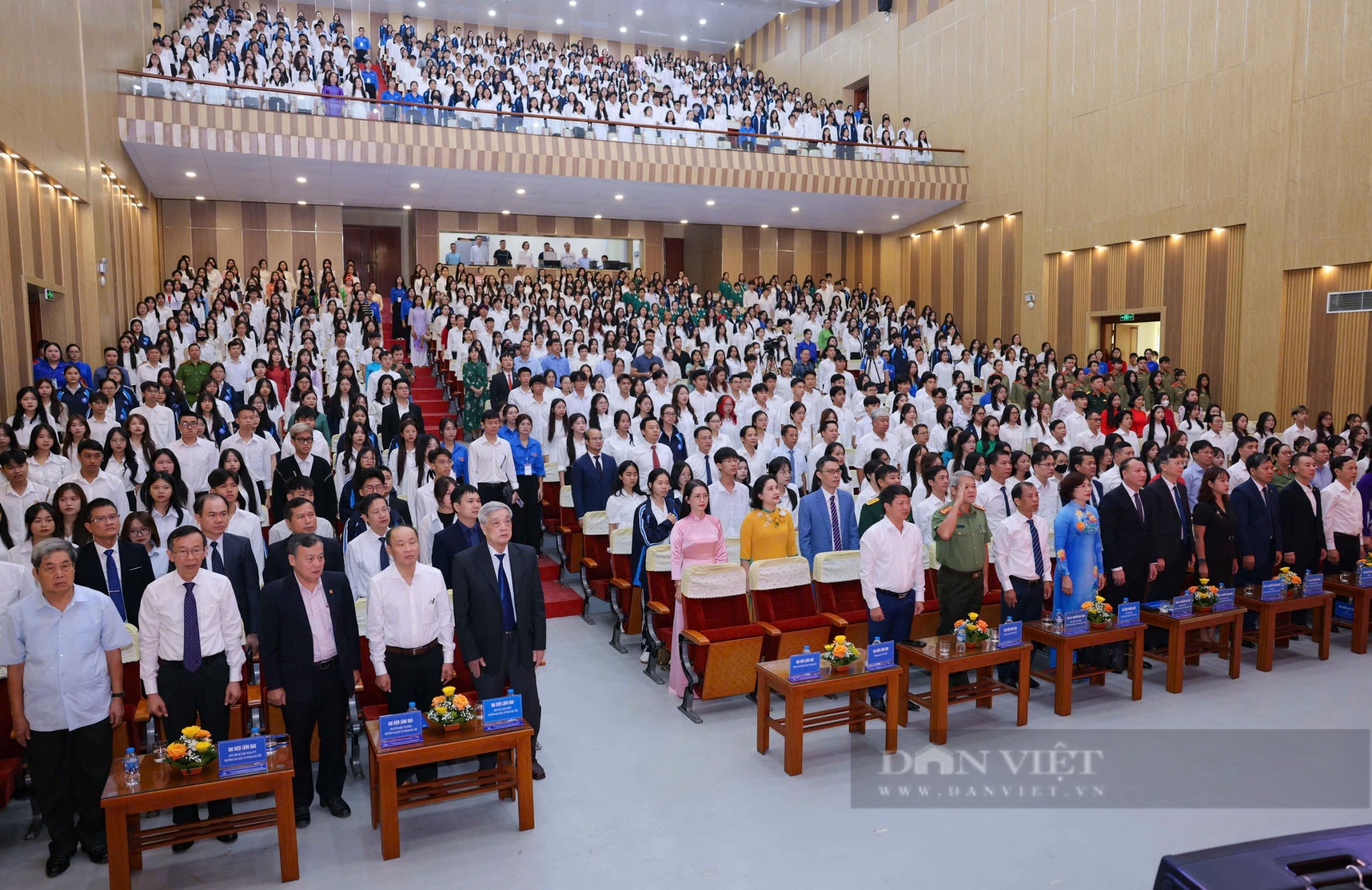 Bài phát biểu ấn tượng ngày khai giảng ĐH Sư phạm Hà Nội của nữ sinh giải Nhất học sinh giỏi quốc gia - Ảnh 1.