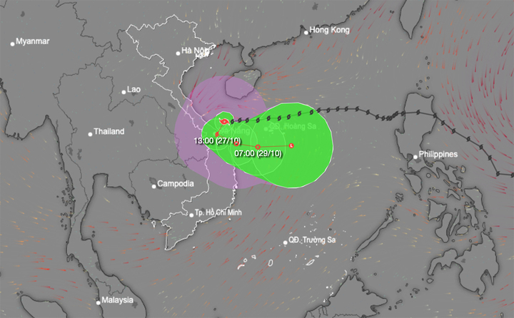 Theo cơ quan khí tượng, diễn biến của bão số 6 còn rất phức tạp. (Nguồn: NCHMF)