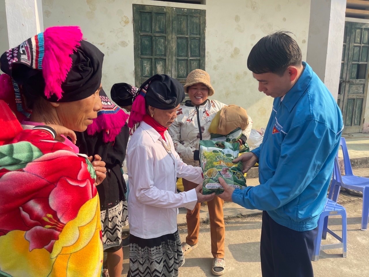 Chàng Bí thư Đoàn Supe Lâm Thao say mê học tập và làm theo tư tưởng, đạo đức và phong cách Hồ Chí Minh - Ảnh 1.