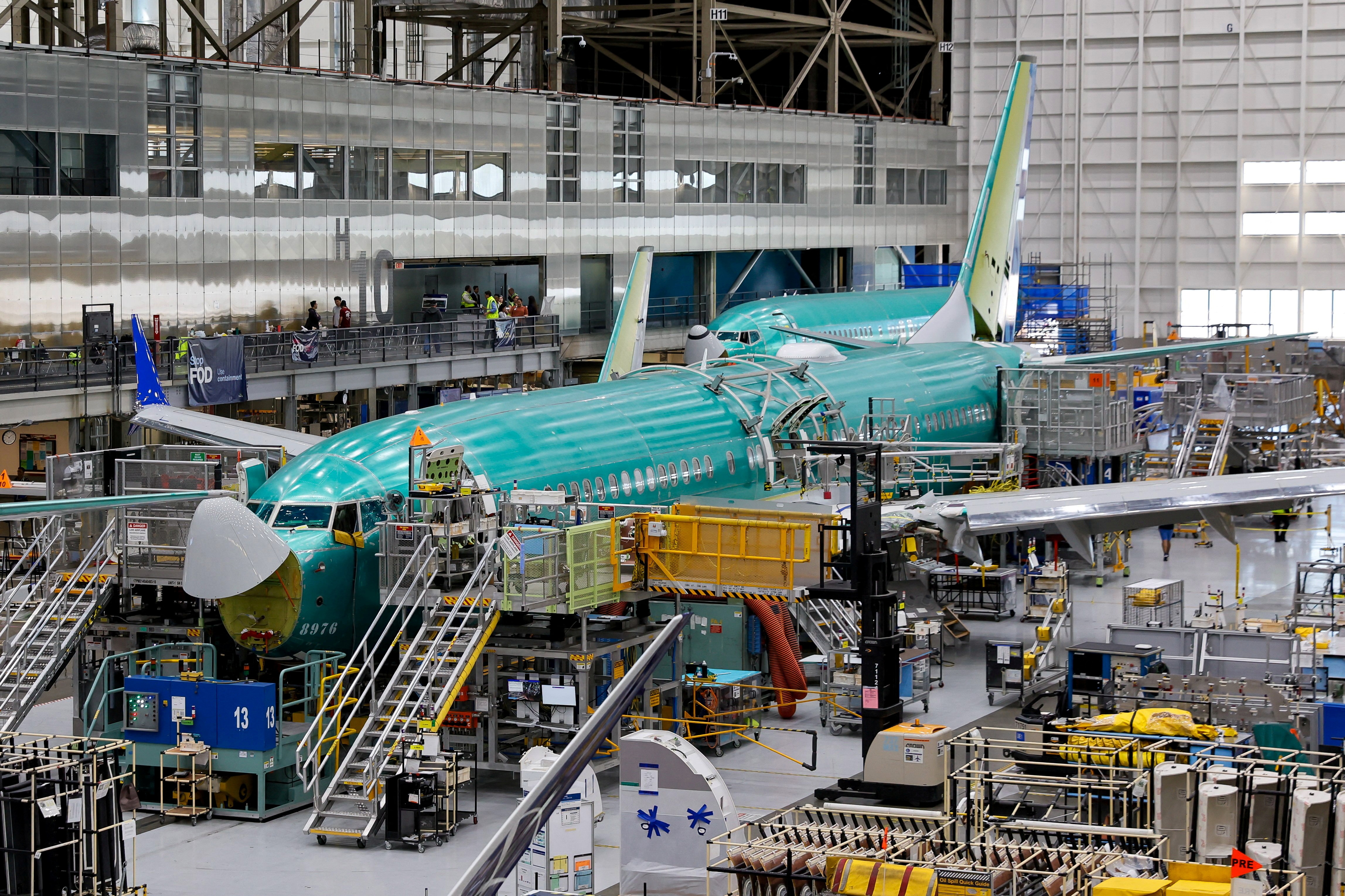 Boeing rút lại đề nghị tăng lương 30% cho công nhân đình công- Ảnh 1.