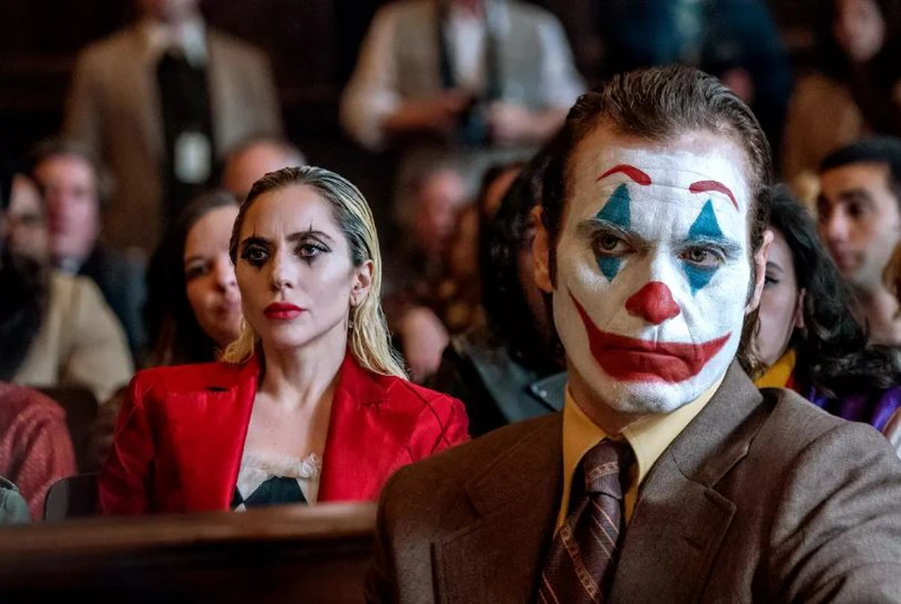 Lady Gaga và Joaquin Phoenix trong “Joker: Folie à Deux.” (Ảnh: Warner Bros)