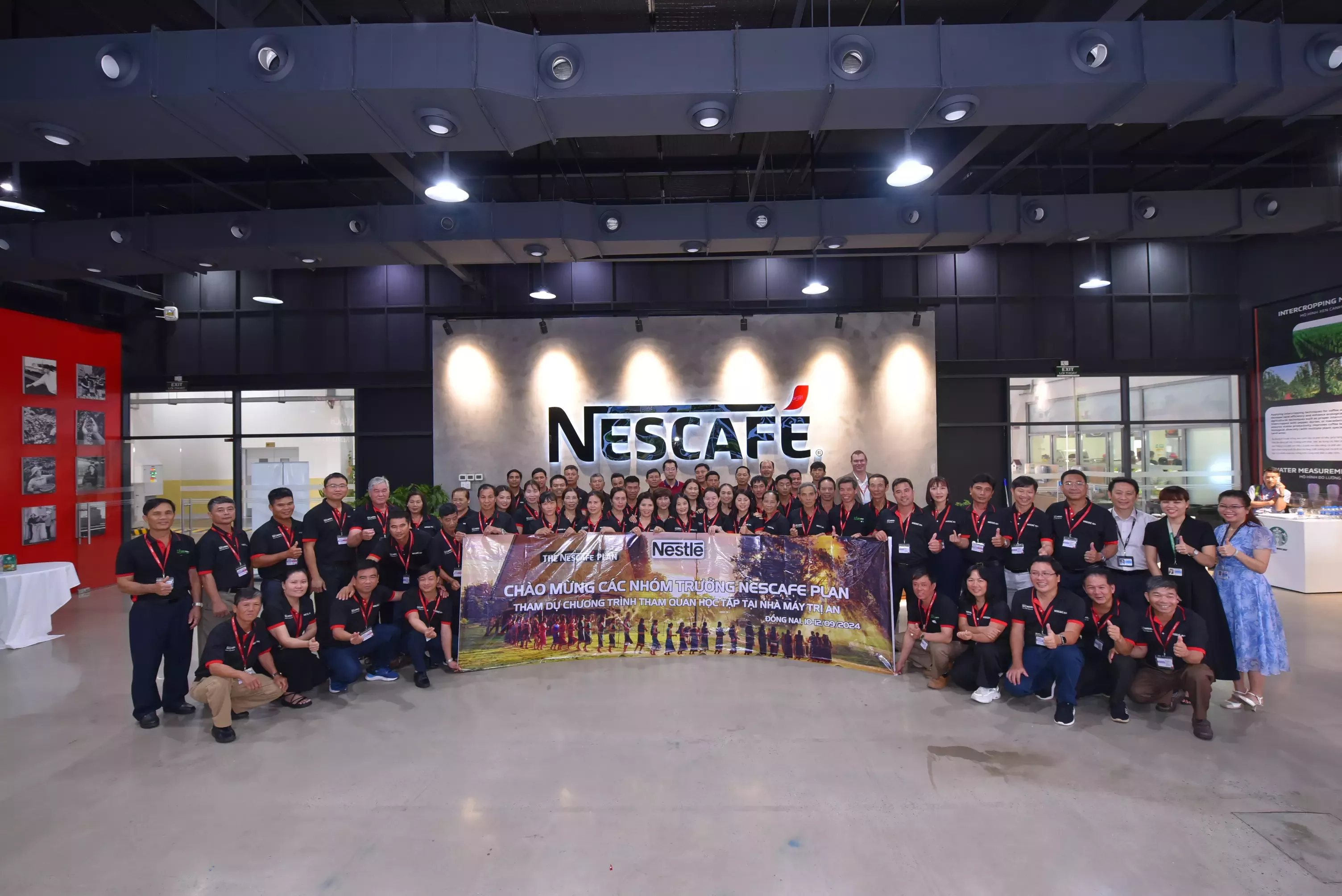 Đoàn Nông dân NESCAFE PLAN tại nhà máy Nestlé Trị An