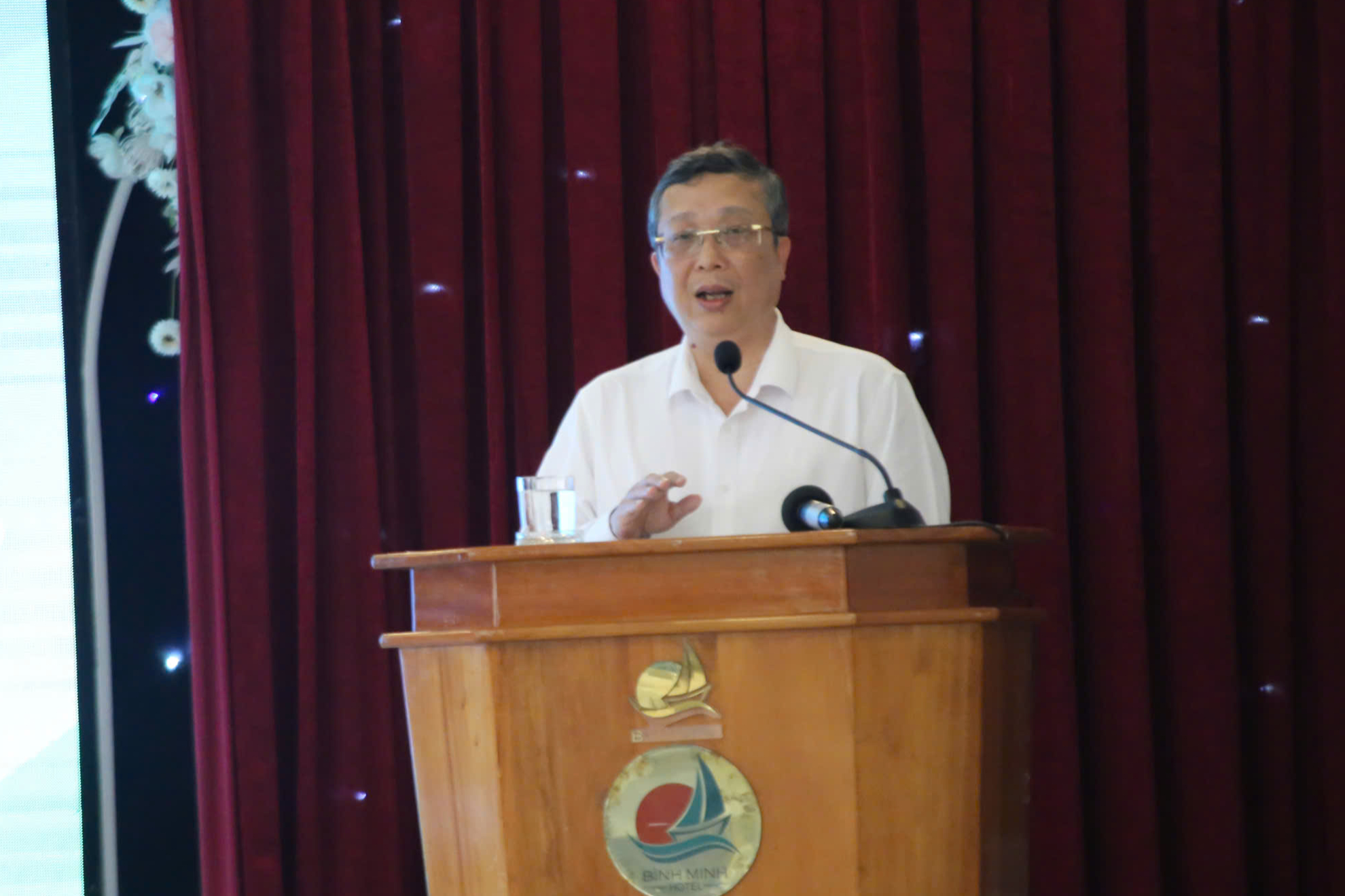 Wakil Menteri Hoang Trung: Mempertahankan kode area pertumbuhan yang paling penting adalah lokalitas - Foto 4. Thứ trưởng Hoàng Trung: Duy trì mã số vùng trồng quan trọng nhất là địa phương- Ảnh 4.