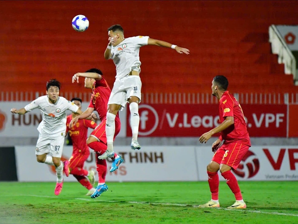 Hòa CLB Bình Định, SL Nghệ An thoát vị trí cuối bảng V-League - 1