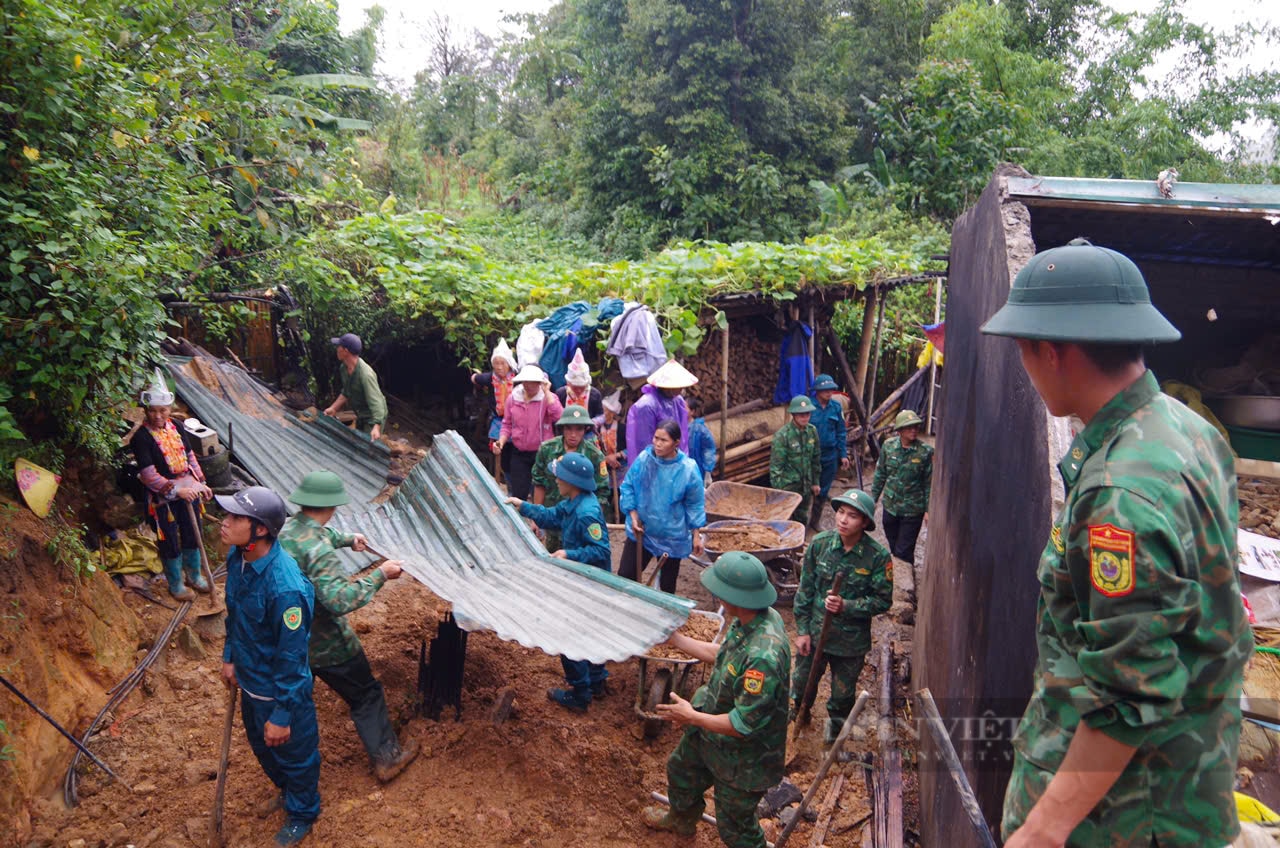 Lai Châu: Nỗ lực di chuyển người dân khỏi vùng có nguy cơ ảnh hưởng bởi thiên tai - Ảnh 1.