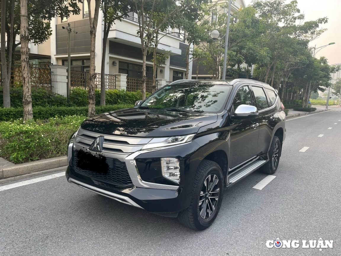 mitsubishi pajero sport xa hang ton giam gan 300 trieu cho phien ban san xuat nam 2023 hinh 1