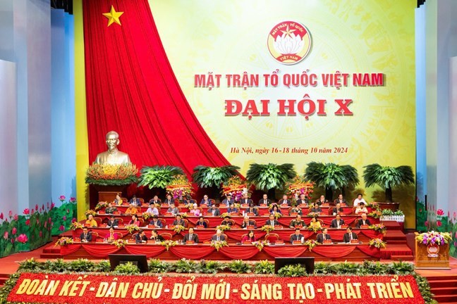 Đoàn Chủ tịch điều hành Phiên bế mạc Đại hội đại biểu toàn quốc Mặt trận Tổ quốc (MTTQ) Việt Nam lần thứ X, nhiệm kỳ 2024-2029 