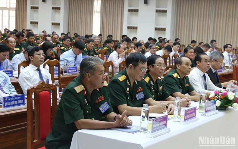 Phong trào thi đua “Cựu chiến binh gương mẫu” phải gắn với các chương trình mục tiêu phát triển kinh tế-xã hội, bảo đảm quốc phòng, an ninh ảnh 1