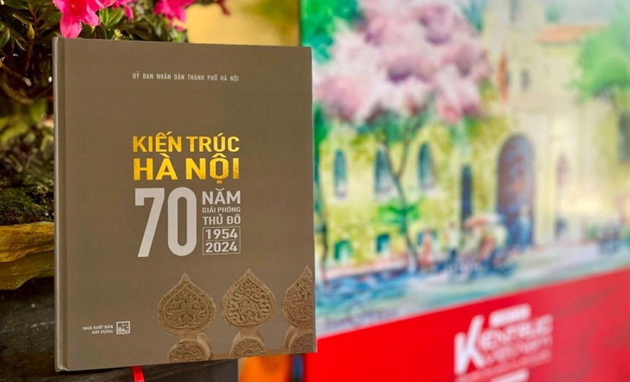 ra mat cuon sach viet ve kien truc do thi ha noi tu nam 1954 den nay hinh 1