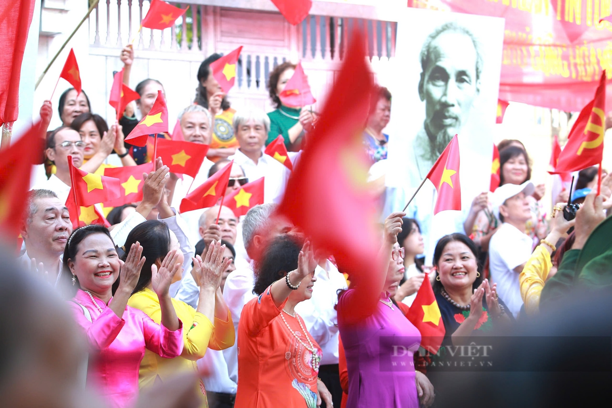 Tái hiện hình ảnh Hà Nội ngày 10/10/1954 - Ảnh 2.