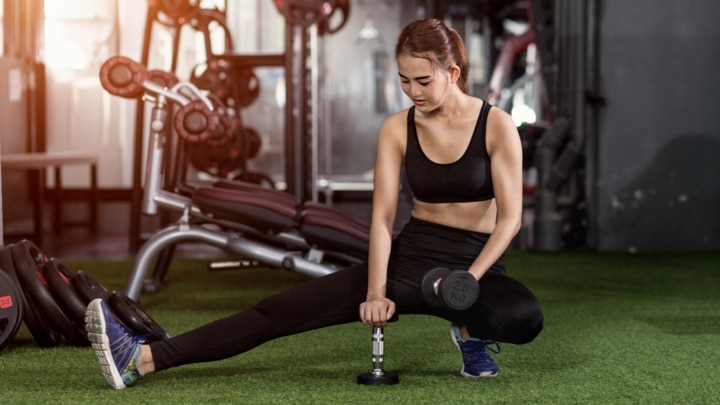 Tập gym thường xuyên có tốt cho sức khoẻ là băn khoăn của nhiều người. (Ảnh minh hoạ)