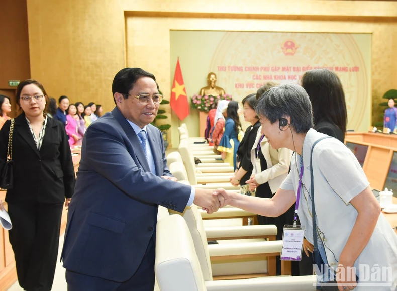 Thủ tướng Phạm Minh Chính gặp mặt các nhà khoa học và kỹ sư nữ khu vực châu Á-Thái Bình Dương ảnh 2