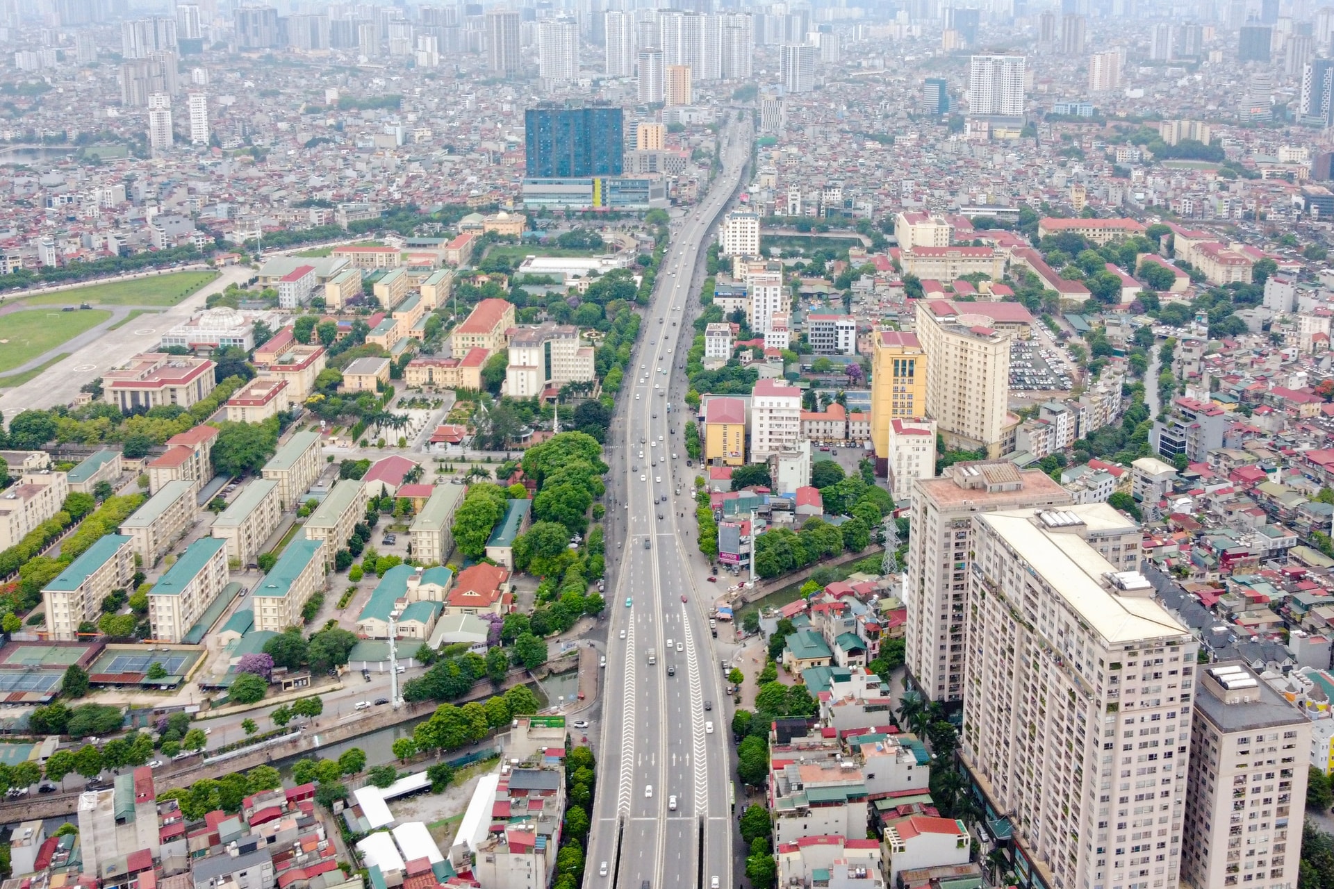 Thủ tướng phê bình lãnh đạo 6 địa phương chậm ban hành văn bản thi hành Luật Đất đai- Ảnh 1.