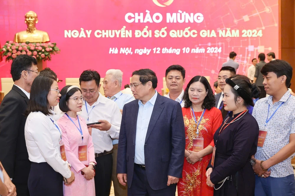 Thủ tướng Phạm Minh Chính chủ trì và phát biểu tại chương trình chào mừng Ngày Chuyển đổi số quốc gia năm 2024.jpg