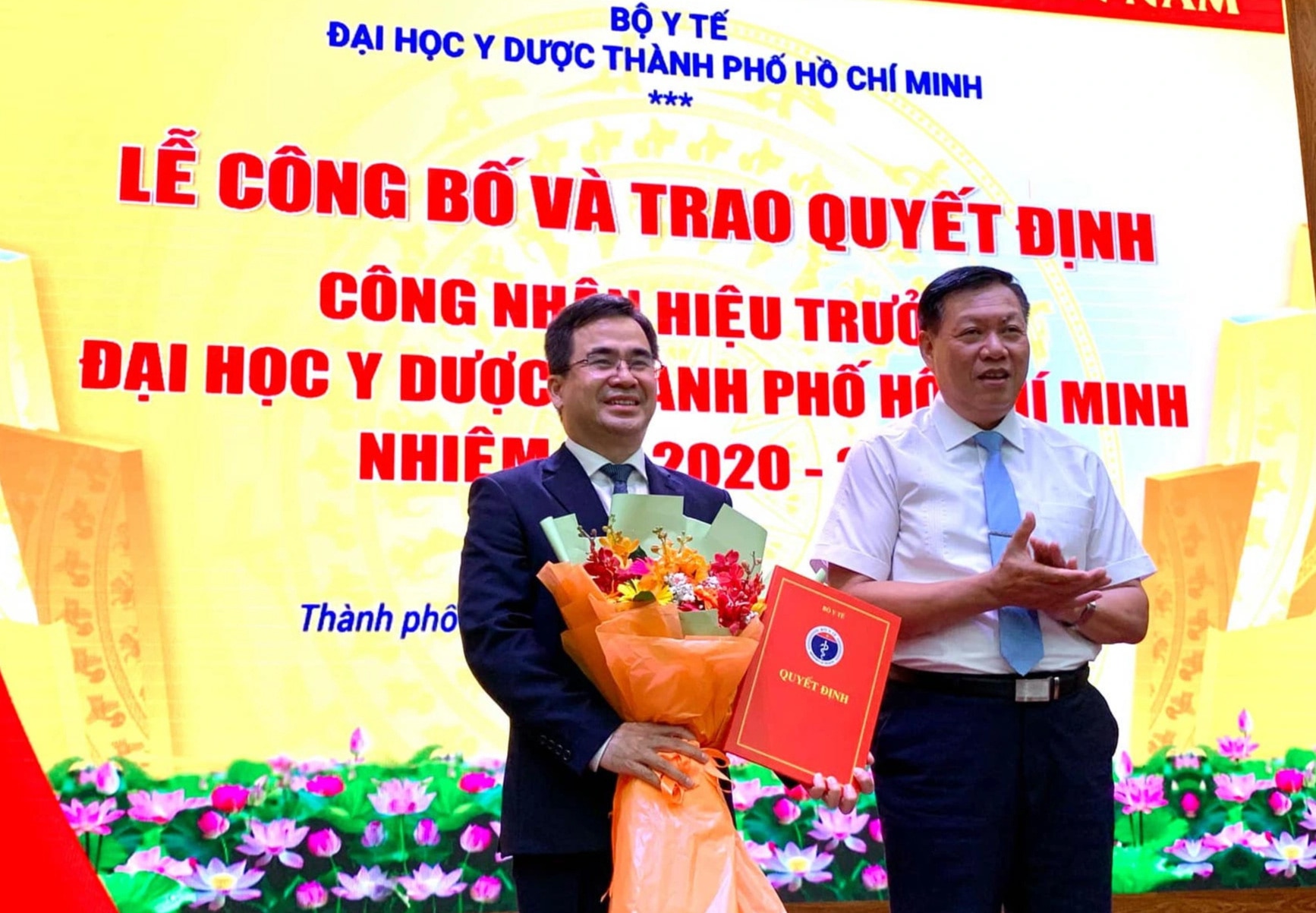 Trường đại học Y Dược TP.HCM chính thức có hiệu trưởng sau 4 năm - Ảnh 1.