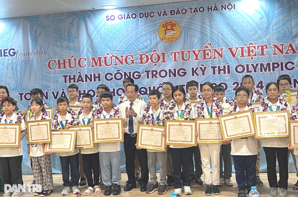 Việt Nam giành 24 huy chương Olympic toán và khoa học quốc tế 2024 - 1