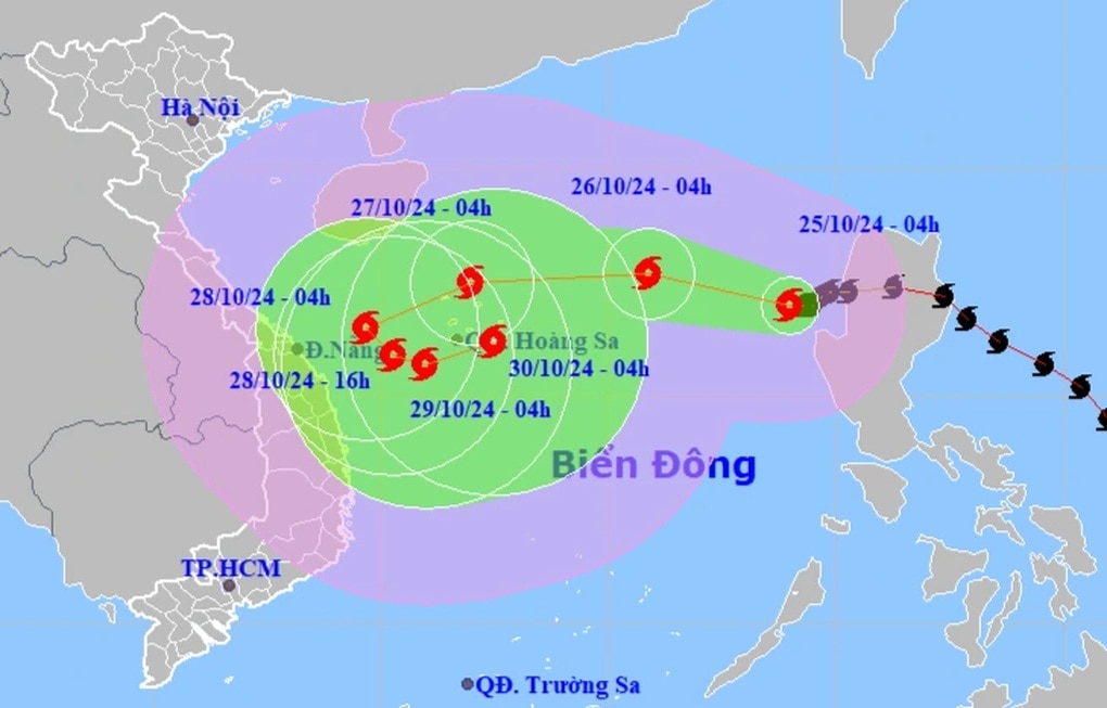 Bão Trà Mi đổi hướng liên tục, có thể quay ra biển khi gần tới đất liền