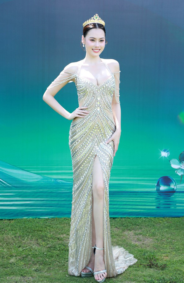 Mỹ nhân đua nhau khoe sắc trên thảm đỏ công bố vương miện Miss Grand Vietnam 2024