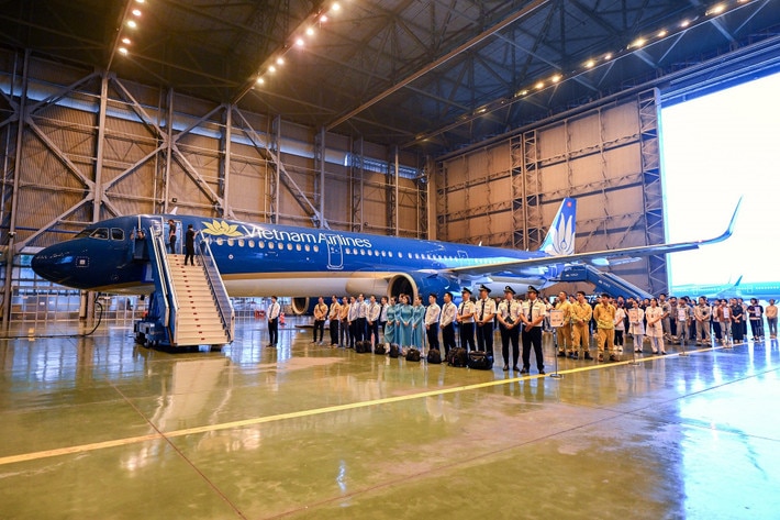 Vietnam Airlines diễn tập quy trình thoát hiểm khẩn nguy, sẵn sàng ứng phó mọi tình huống