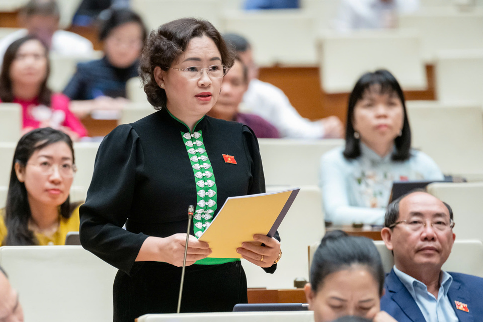 Đại biểu Lò Thị Luyến (Đoàn đại biểu Quốc hội tỉnh Điện Biên) - Ảnh: Quochoi.vn