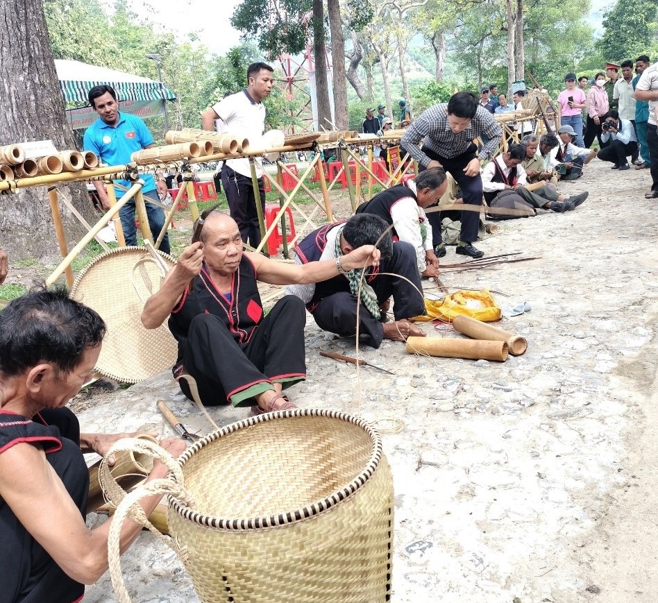 Với hơn 84% dân số trên địa bàn là đồng bào dân tộc Raglay, huyện Bác Ái có nhiều nét văn hóa, lễ hội độc đáo, hấp dẫn (Ảnh minh họa).