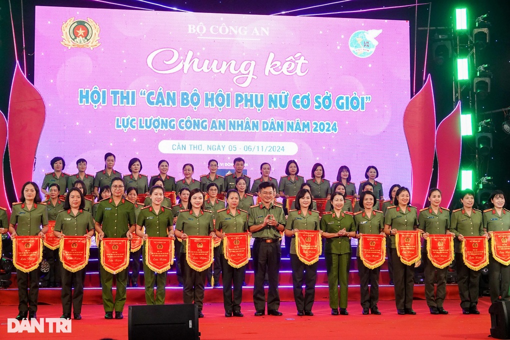 44 thí sinh CAND tranh tài chung kết Hội thi Cán bộ Hội Phụ nữ cơ sở giỏi - 3